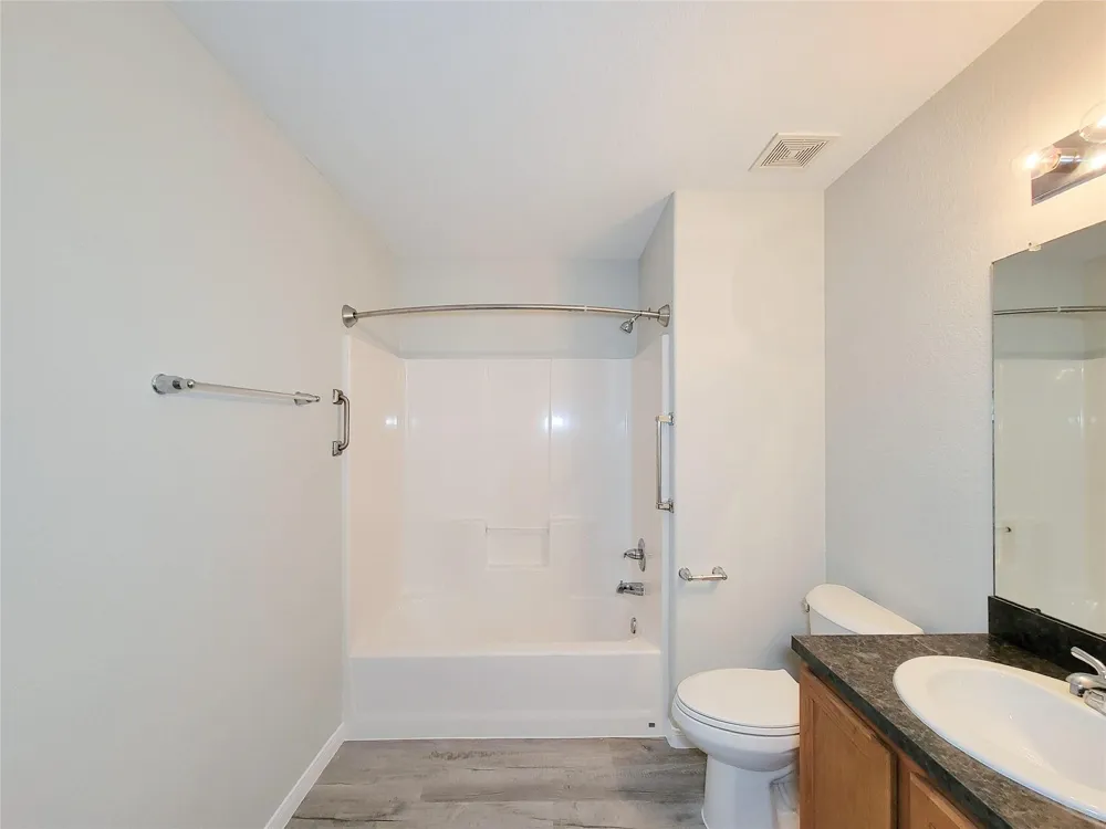 315 20th San Leon, TX 77539
