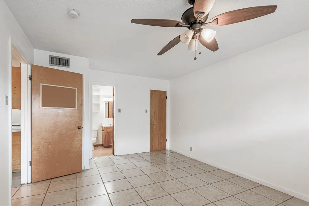 120 Mcadams Lane #G Huntsville, TX 77320