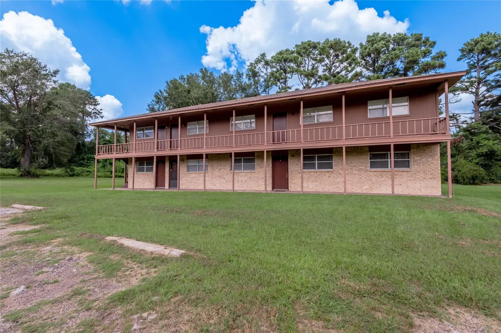 120 Mcadams Lane #G Huntsville, TX 77320