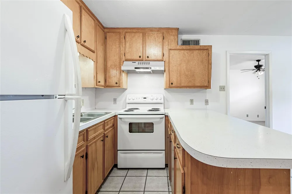 120 Mcadams Lane #G Huntsville, TX 77320