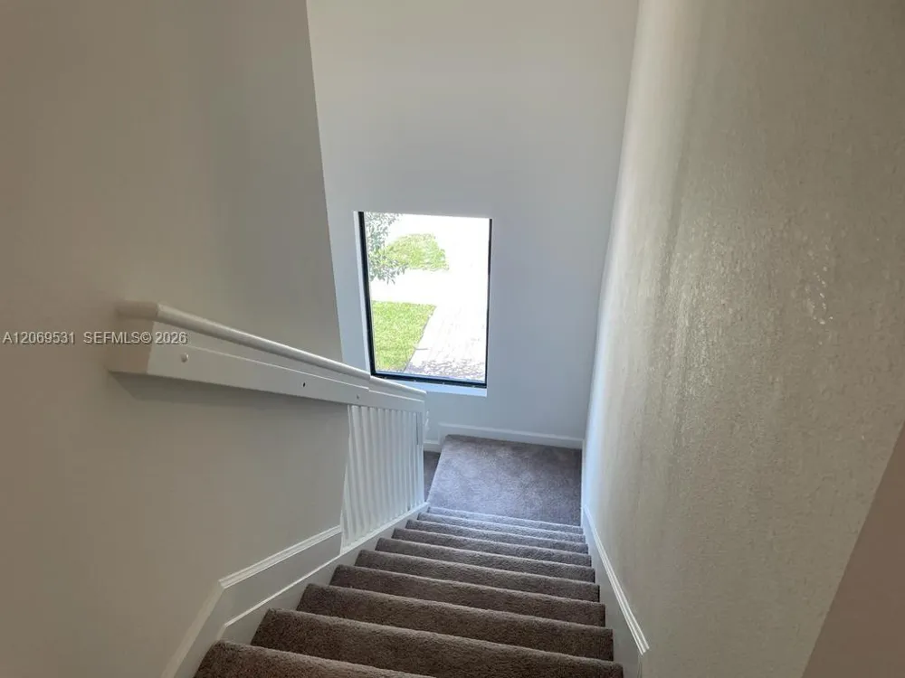 10007 SW 231 Ln Miami, FL 33190
