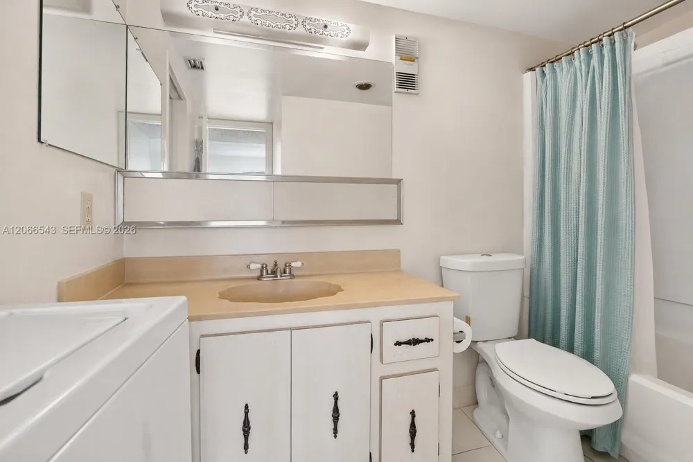4241 NW 19th St #172 Lauderhill, FL 33313