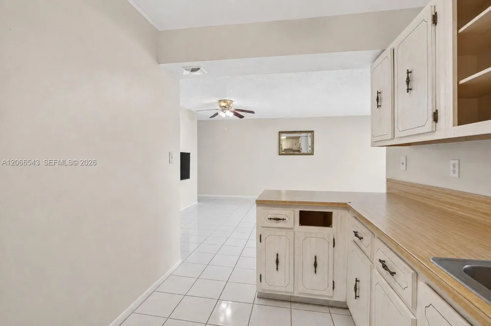 4241 NW 19th St #172 Lauderhill, FL 33313