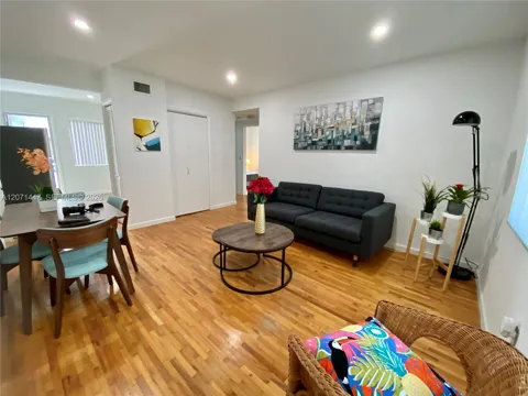 215 Antilla Ave #1