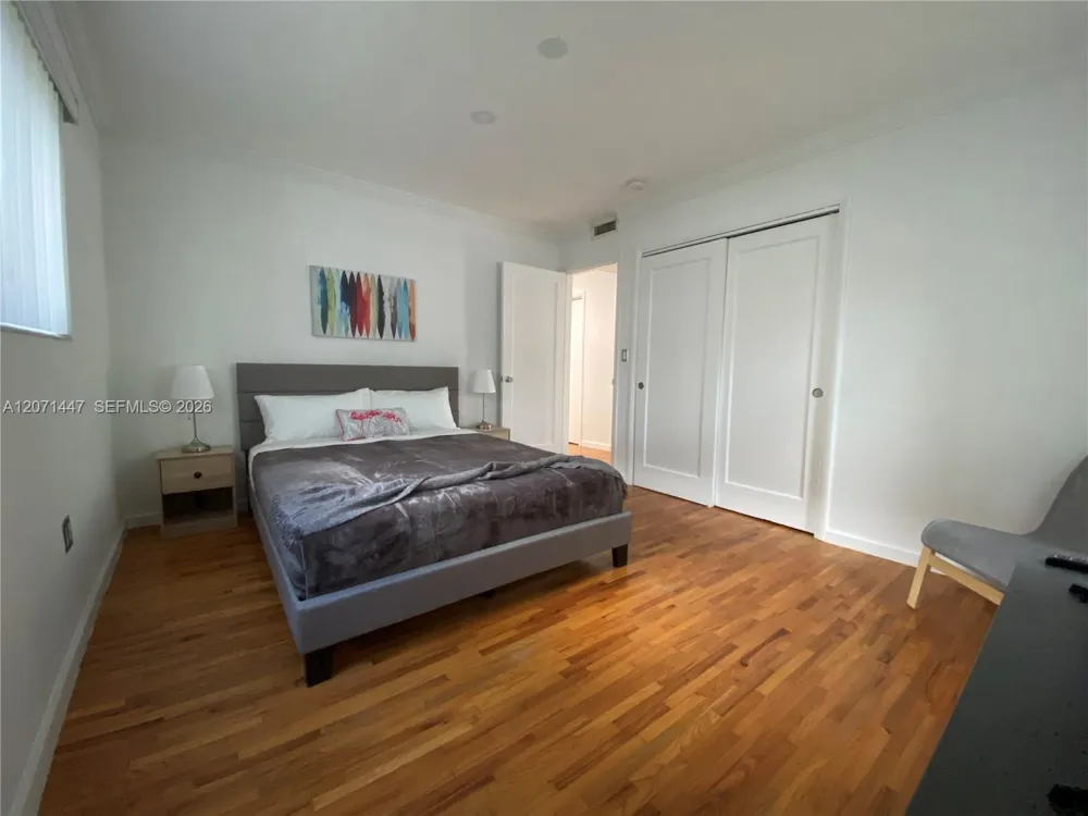 215 Antilla Ave #1 Coral Gables, FL 33134