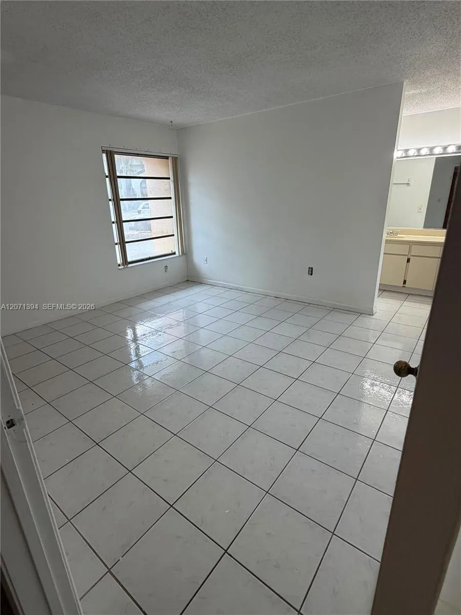 9015 SW 125th Ave #N102 Miami, FL 33186