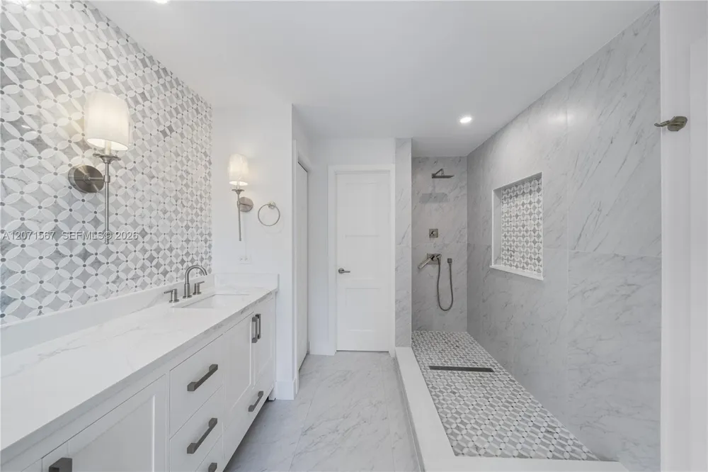 1855 Hidden Trail Ln Weston, FL 33327