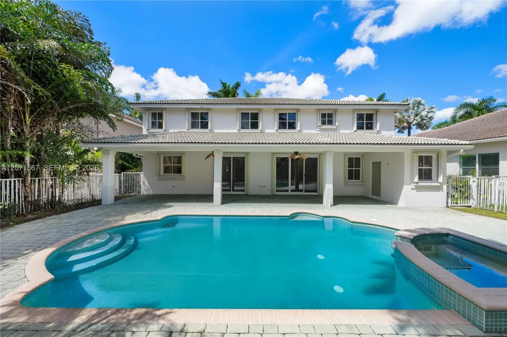 1855 Hidden Trail Ln Weston, FL 33327