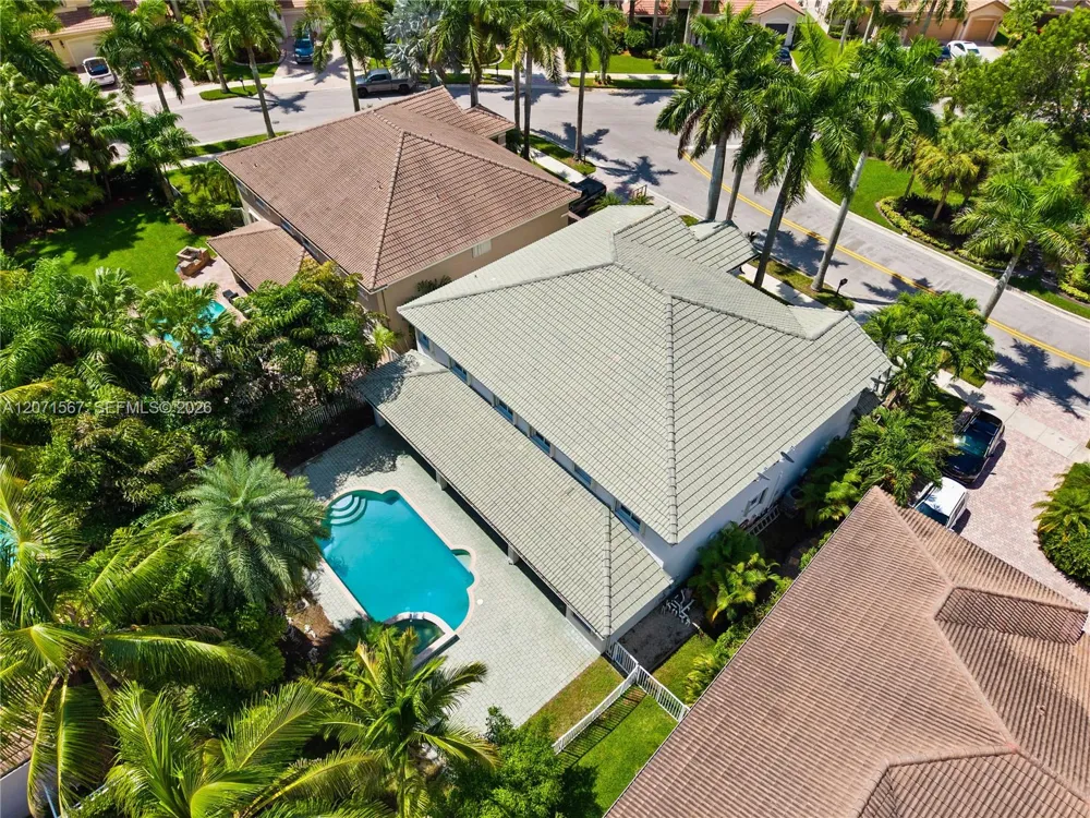 1855 Hidden Trail Ln Weston, FL 33327