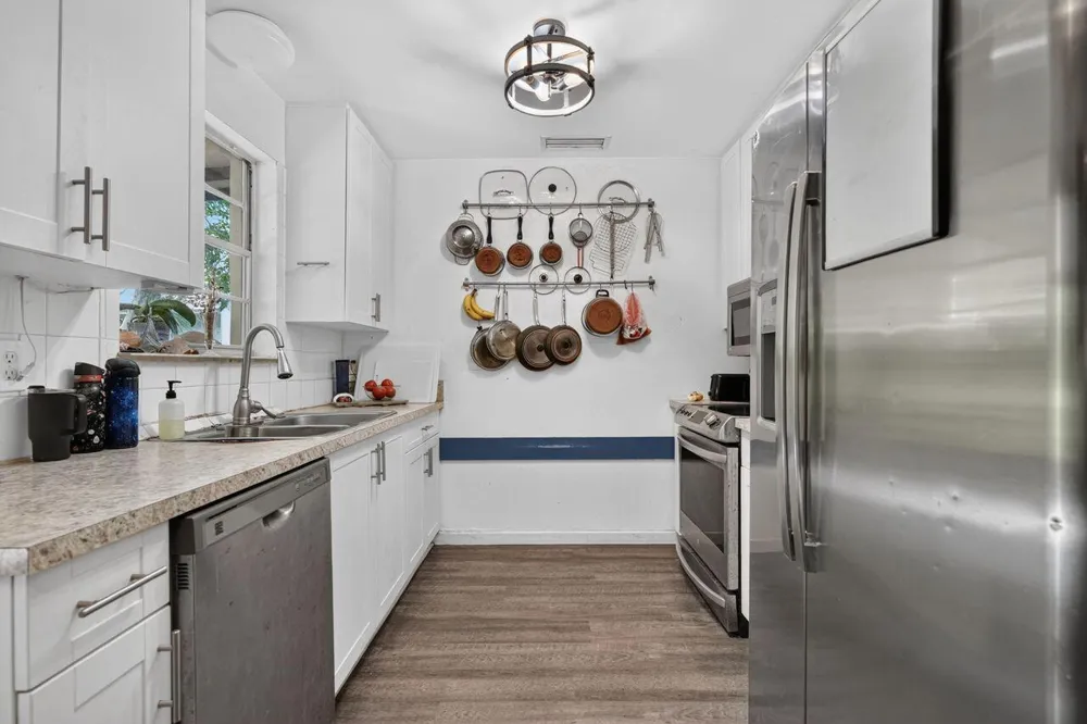 303 S DELAWARE BOULEVARD Jupiter, FL 33458
