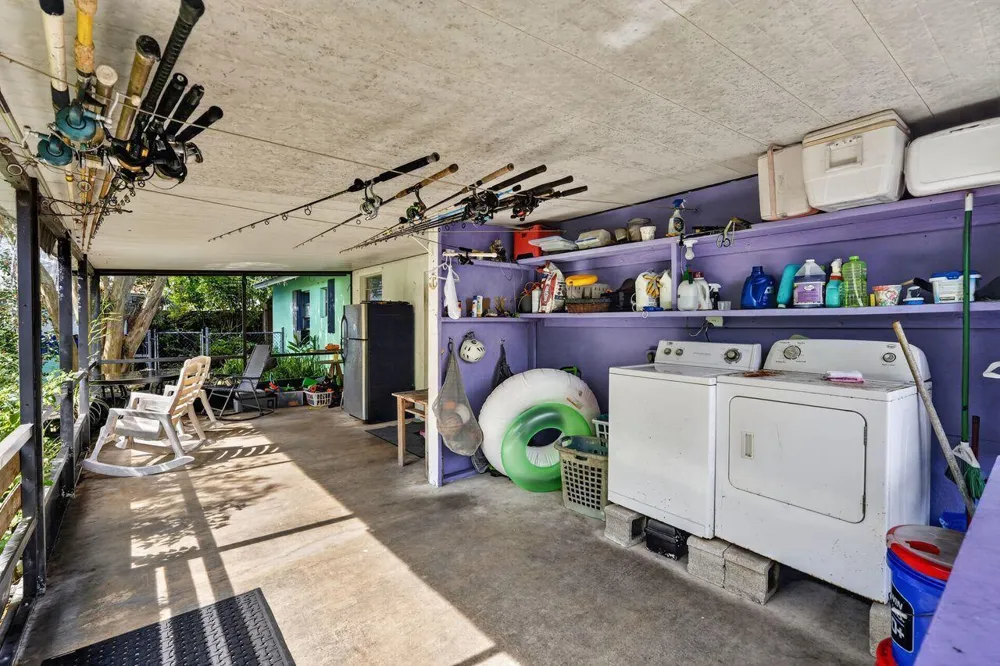 303 S DELAWARE BOULEVARD Jupiter, FL 33458