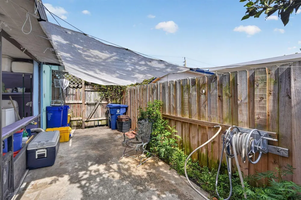 303 S DELAWARE BOULEVARD Jupiter, FL 33458