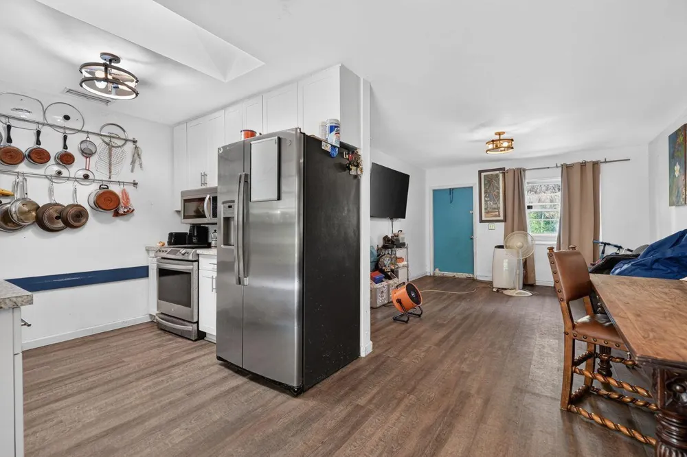 303 S DELAWARE BOULEVARD Jupiter, FL 33458