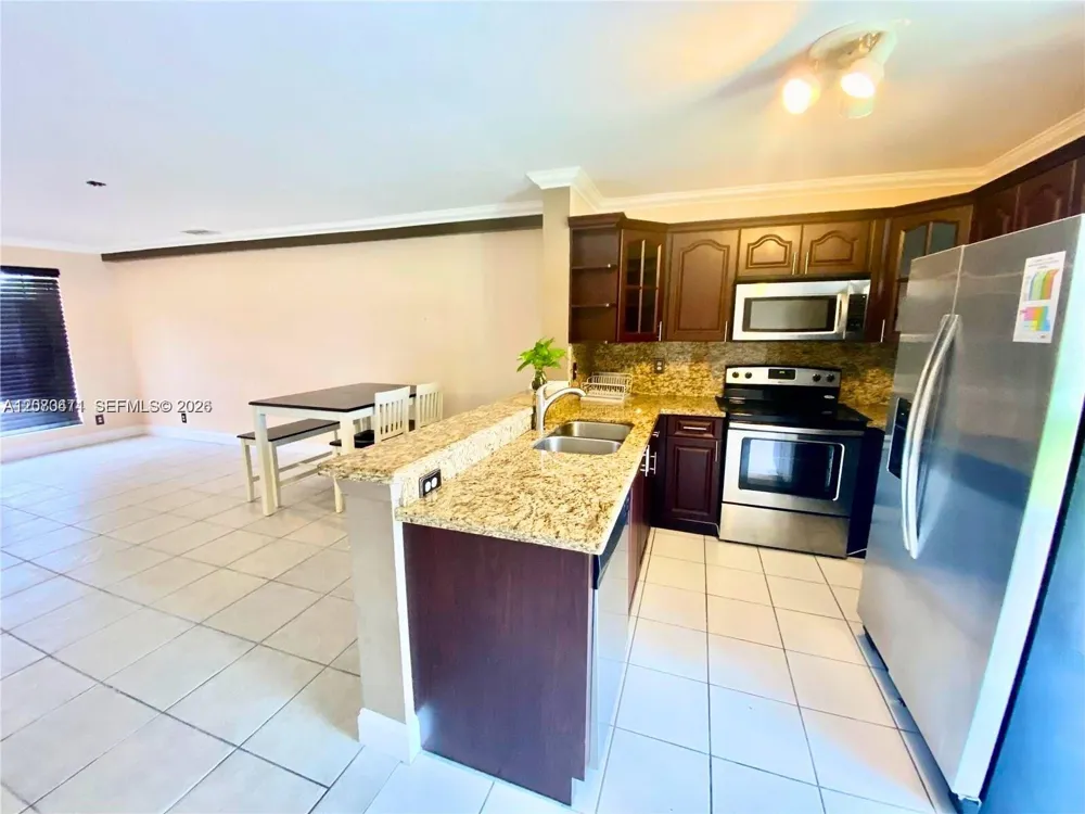 2864 Cambridge Ln Cooper City, FL 33026