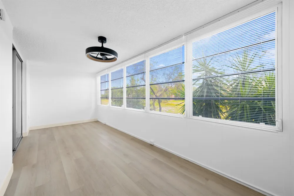 370 NW 76TH AVENUE #204 Margate, FL 33063