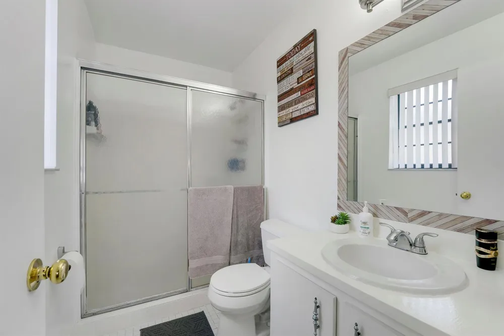 9235 Saddlecreek Drive Boca Raton, FL 33496