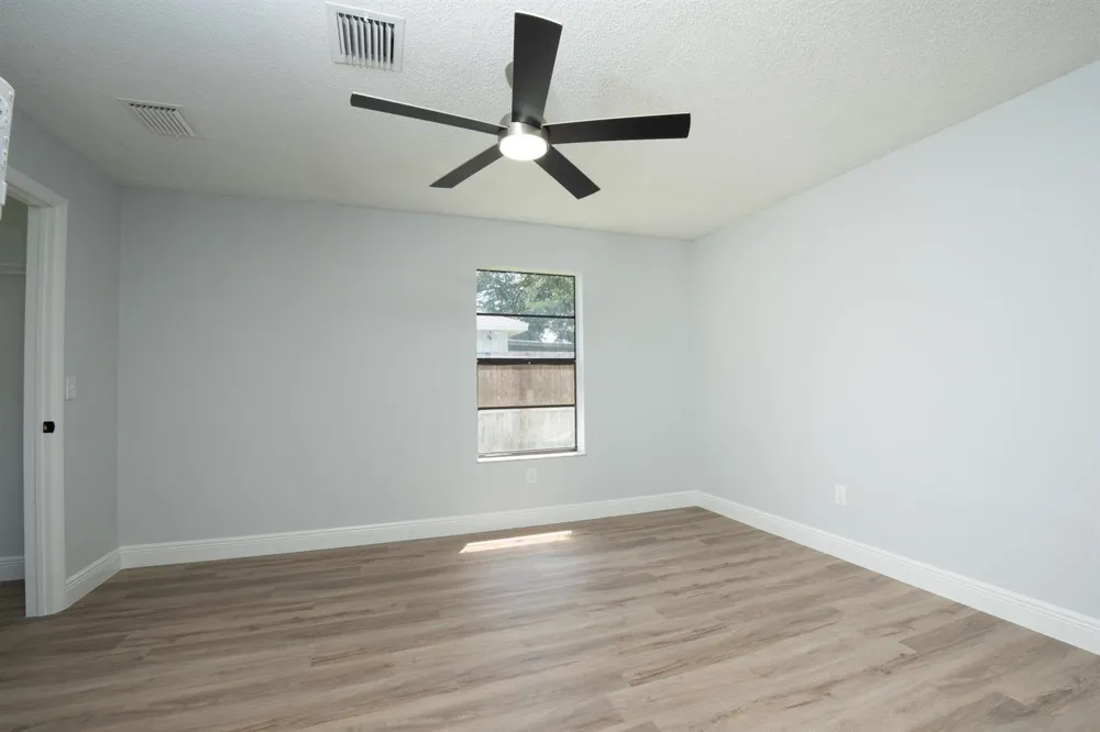 1898 SW LOFGREN AVENUE Port St. Lucie, FL 34953