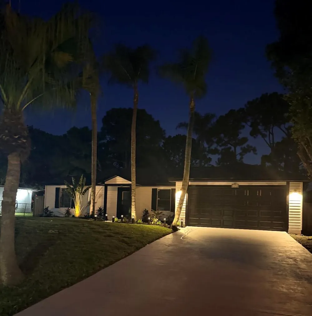 1898 SW LOFGREN AVENUE Port St. Lucie, FL 34953