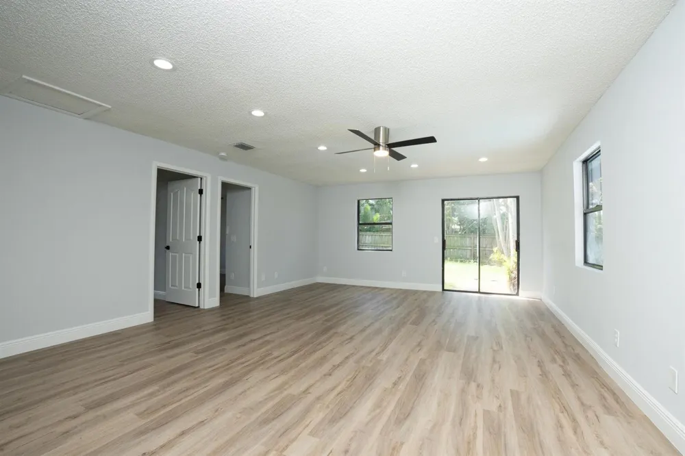 1898 SW LOFGREN AVENUE Port St. Lucie, FL 34953