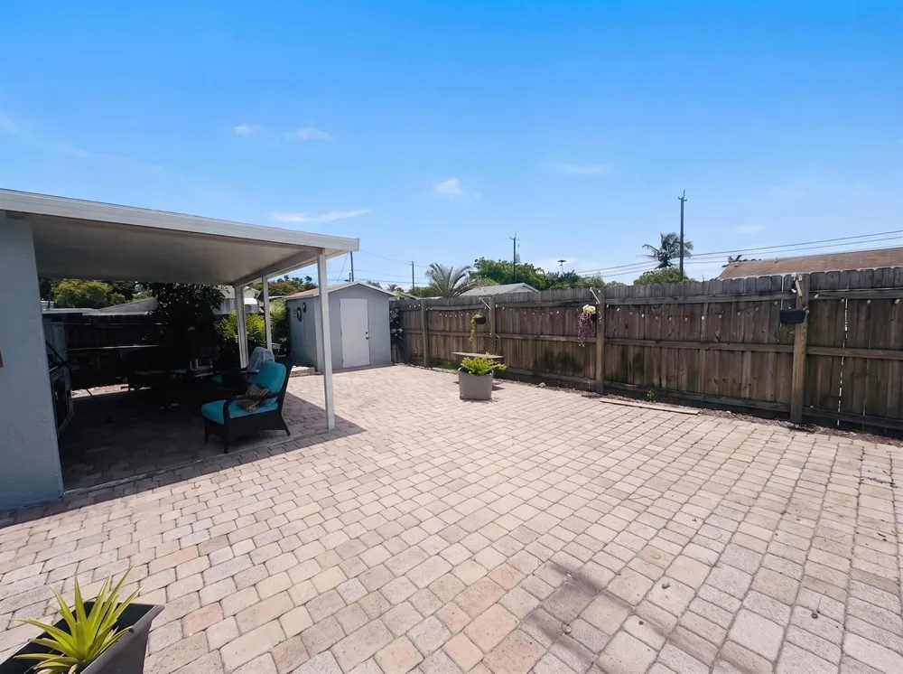 3718 COCONUT ROAD #A Palm Springs, FL 33461