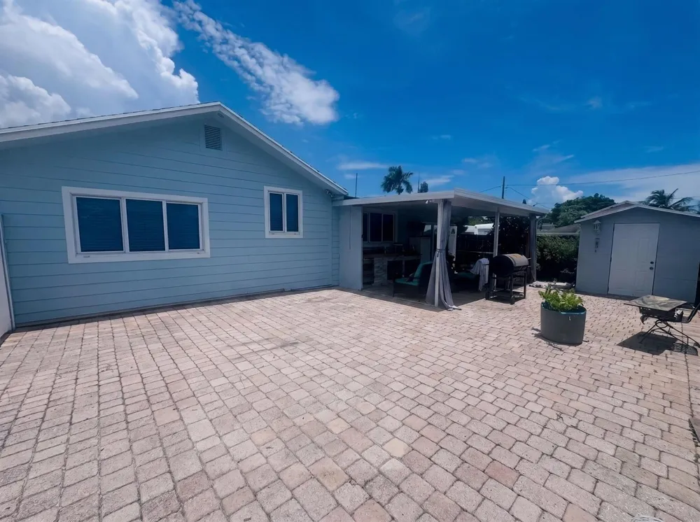 3718 COCONUT ROAD #A Palm Springs, FL 33461
