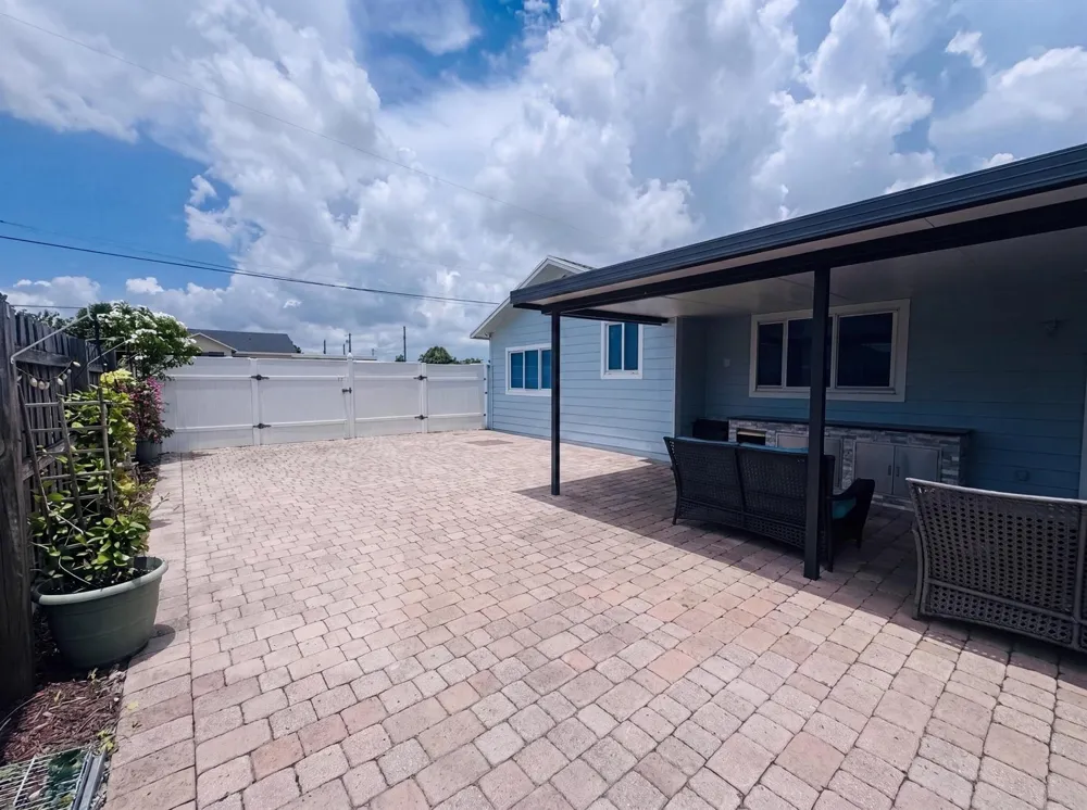3718 COCONUT ROAD #A Palm Springs, FL 33461