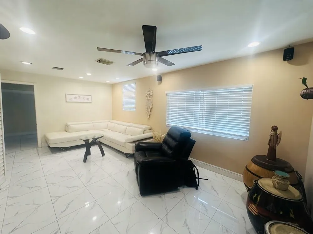 3718 COCONUT ROAD #A Palm Springs, FL 33461