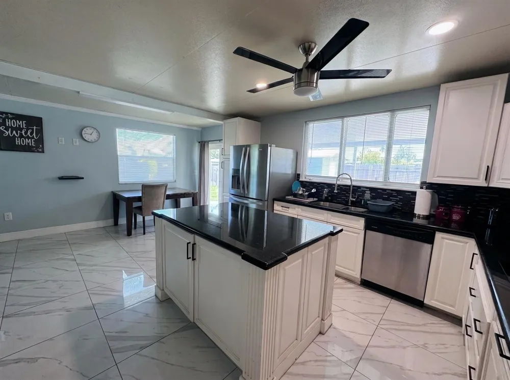 3718 COCONUT ROAD #A Palm Springs, FL 33461