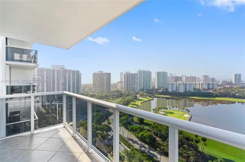 3675 Country Club Dr #2208
