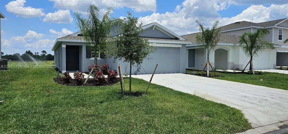 20190 Caroline Creek PL Lehigh Acres, FL 33974