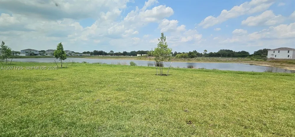 20190 Caroline Creek PL Lehigh Acres, FL 33974