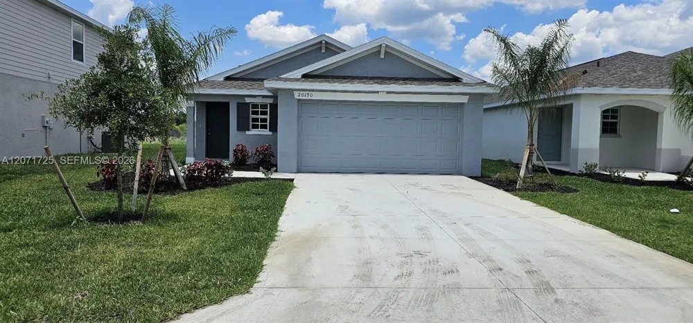20190 Caroline Creek PL Lehigh Acres, FL 33974