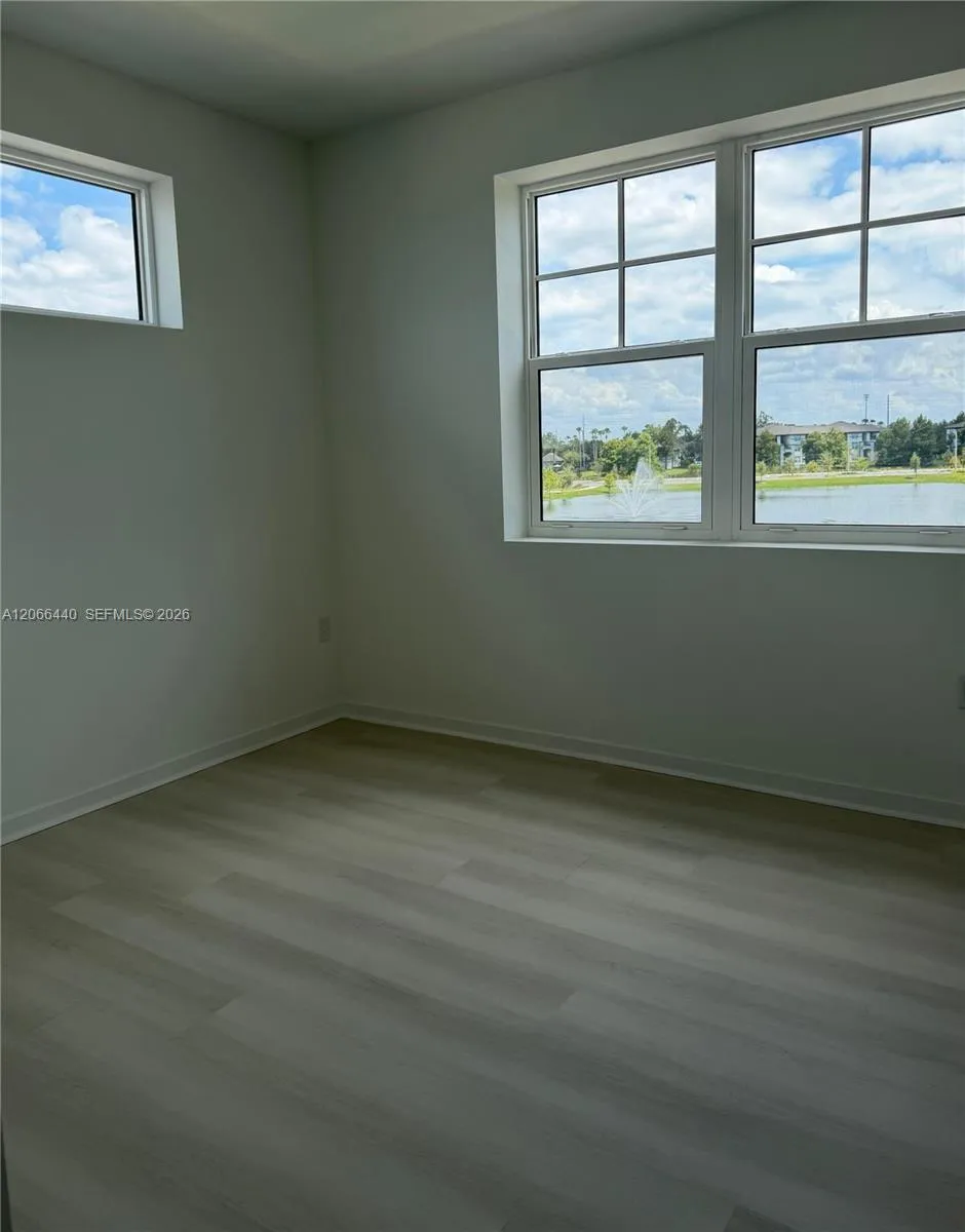 5563 Millenia Park #201 Orlando, FL 32839
