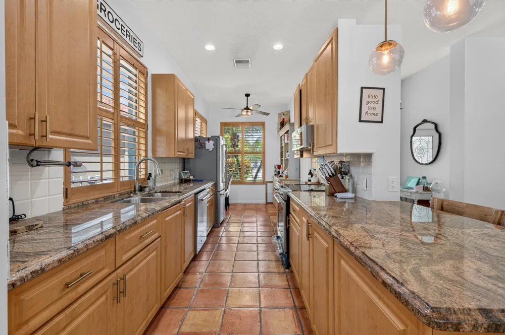 218 HAMPTON COURT Jupiter, FL 33458