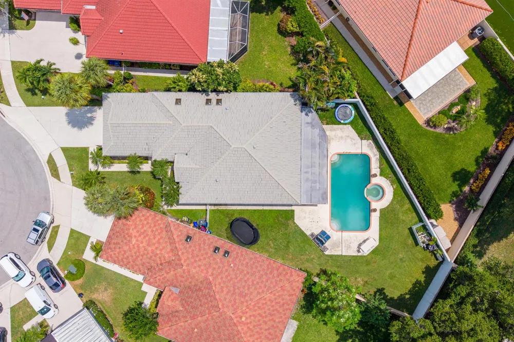 218 HAMPTON COURT Jupiter, FL 33458