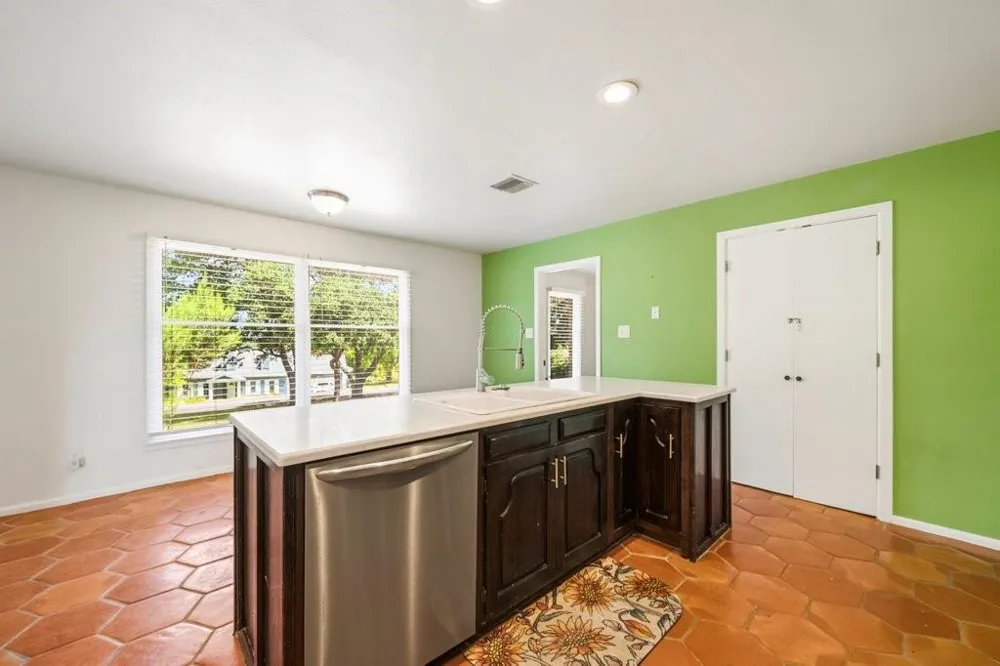110 W Sierra Circle San Marcos, TX 78666