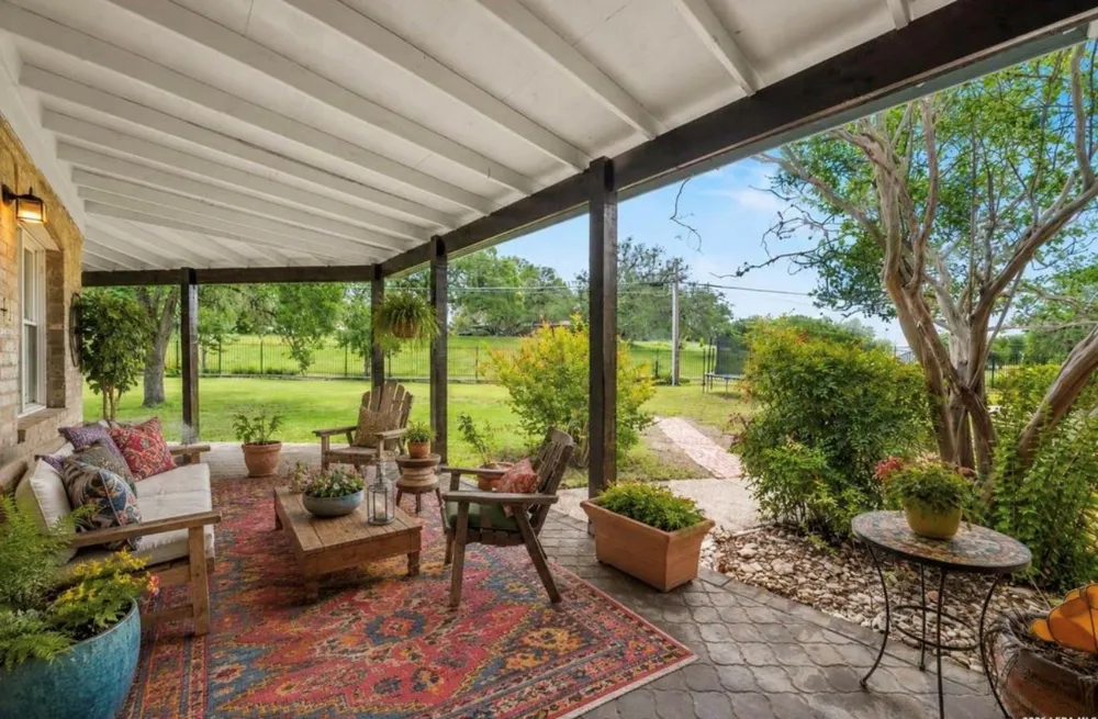 110 W Sierra Circle San Marcos, TX 78666