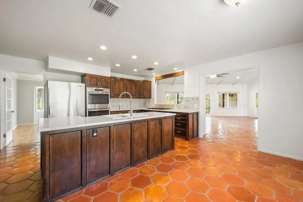 110 W Sierra Circle San Marcos, TX 78666