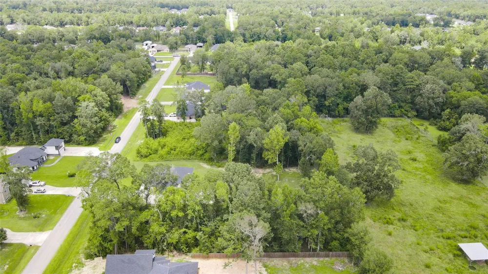 151 County Road 6606 Dayton, TX 77535
