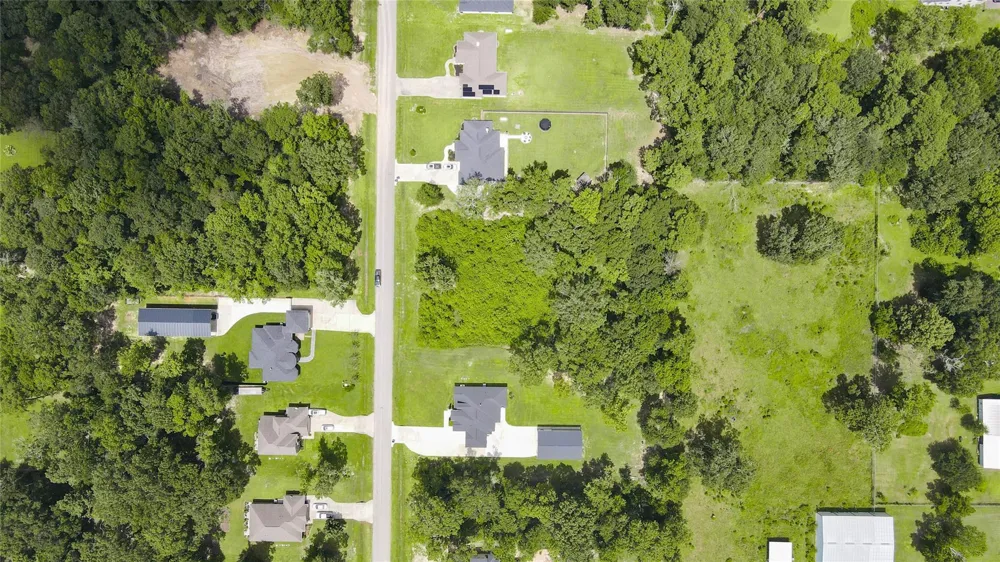 151 County Road 6606 Dayton, TX 77535