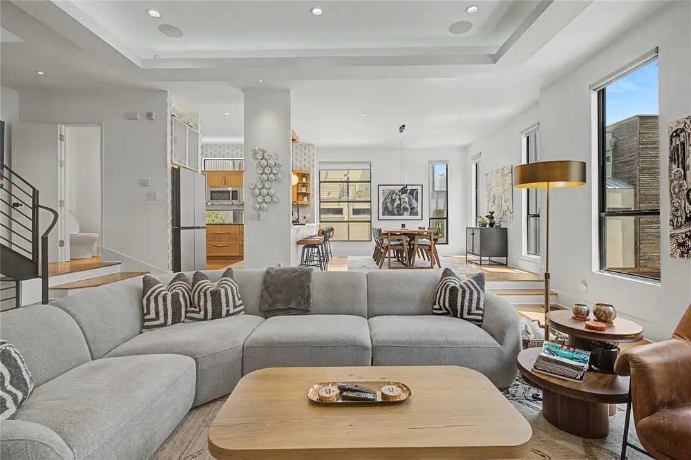 432 Trinity River Circle Dallas, TX 75203