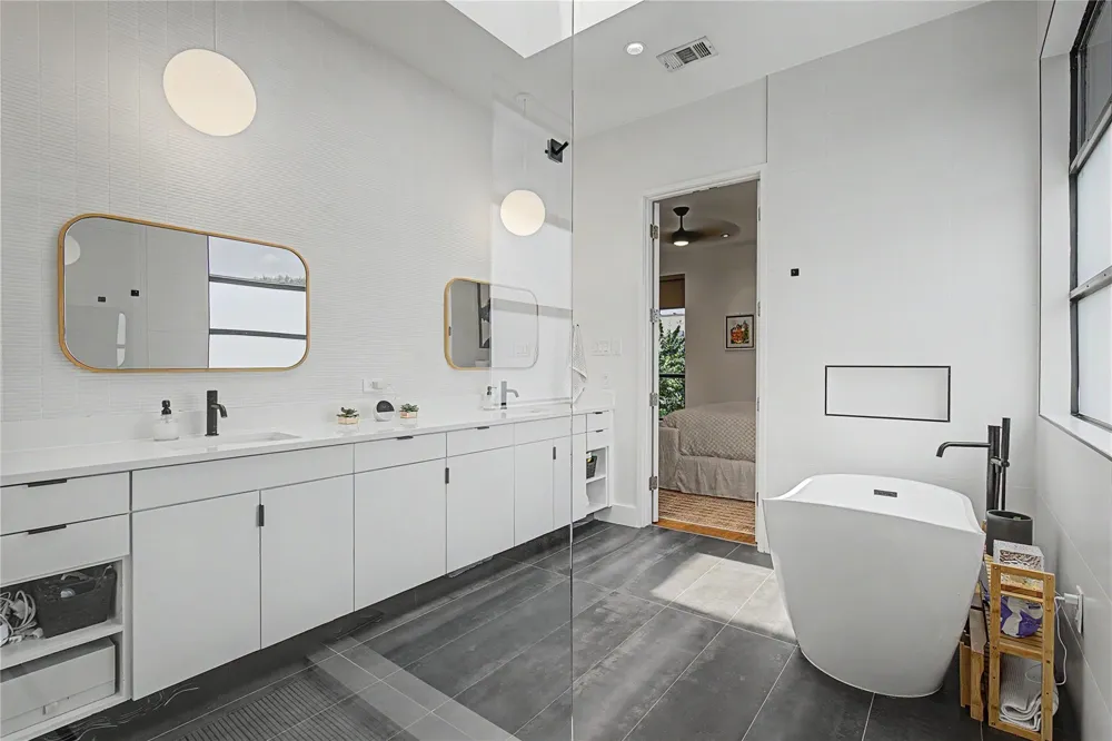 432 Trinity River Circle Dallas, TX 75203