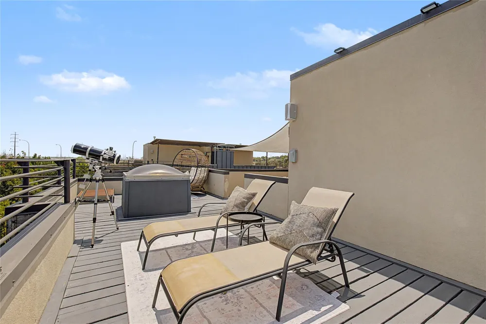 432 Trinity River Circle Dallas, TX 75203