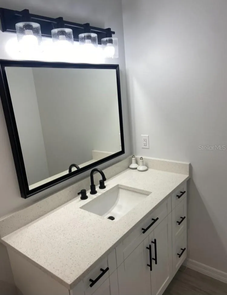 5008 PARADE STREET Tampa, FL 33617