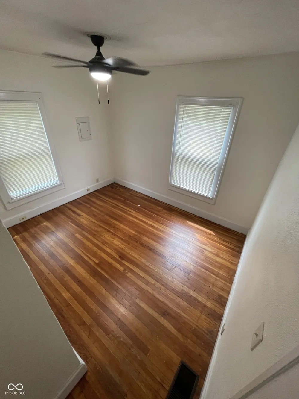 537 E 11th Street #1 Indianapolis, IN 46202