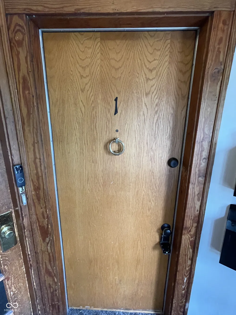 537 E 11th Street #1 Indianapolis, IN 46202