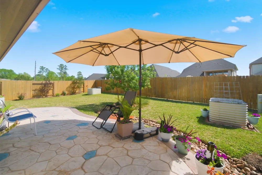 1409 Northwood Bluff Lane Pinehurst, TX 77362