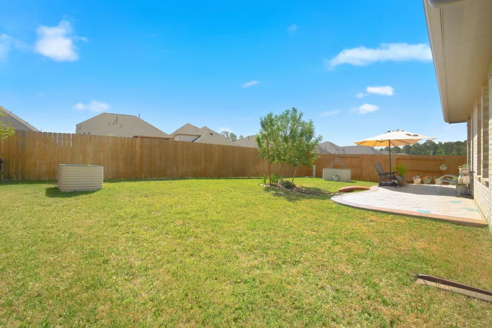 1409 Northwood Bluff Lane Pinehurst, TX 77362