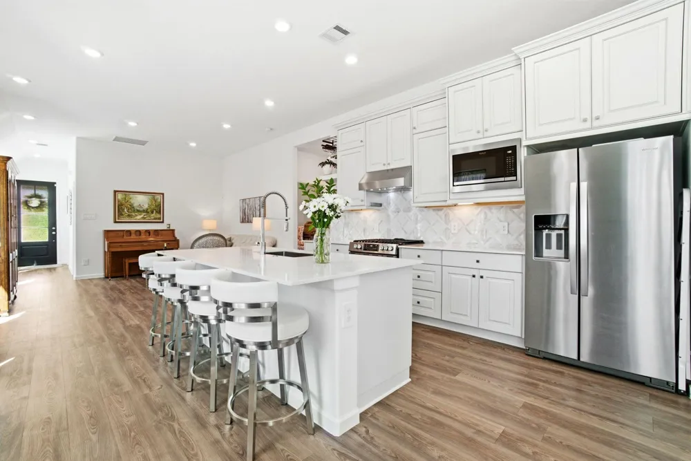 1409 Northwood Bluff Lane Pinehurst, TX 77362