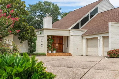2707 Highland Court